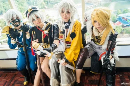 cosplay grupal de touken ranbu