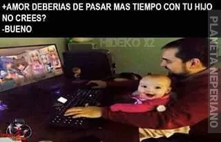 Miren la cara de felicidad del bebe xD